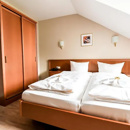 Otel Blutenburg