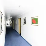 Hotel Blutenburg 3*