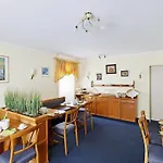 Blutenburg Hotel 3*