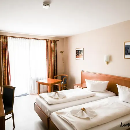 Blutenburg Hotel 3*