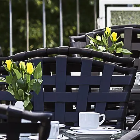 酒店 布鲁腾酒店 3*