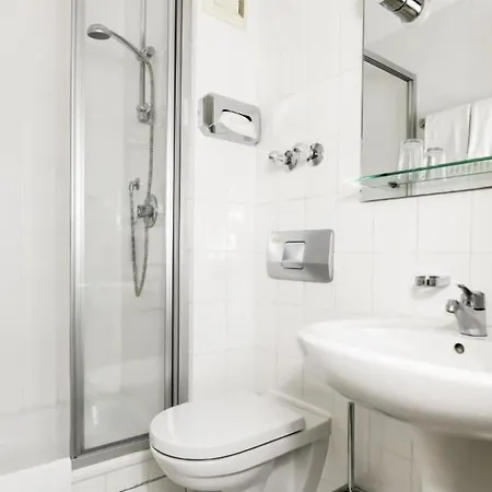 酒店 布鲁腾酒店 3*