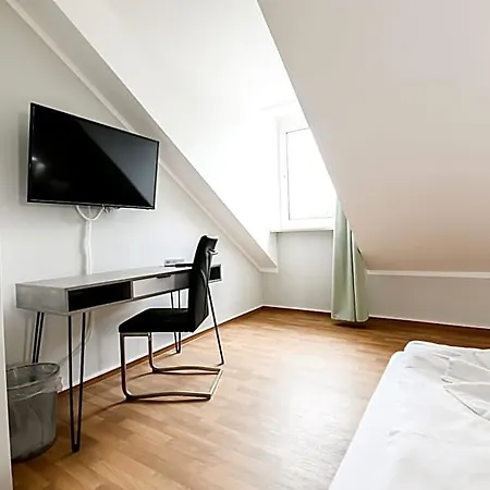Blutenburg 3*