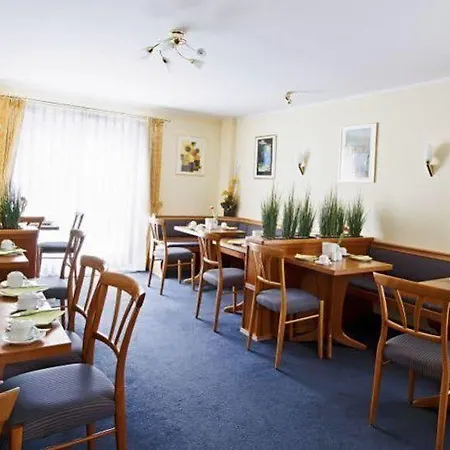 Blutenburg 3* München