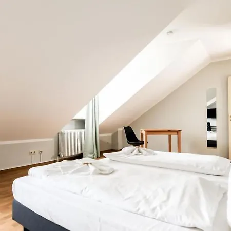 Blutenburg 3*