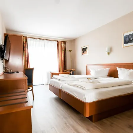 Blutenburg Hotel