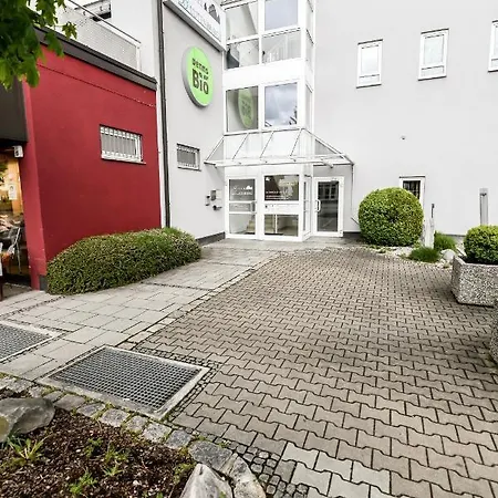 Hotel Blutenburg 3*